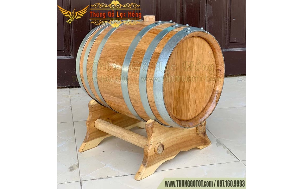 B&iacute; k&iacute;p lựa chọn rượu ph&ugrave; hợp để ng&acirc;m trong th&ugrave;ng gỗ sồi