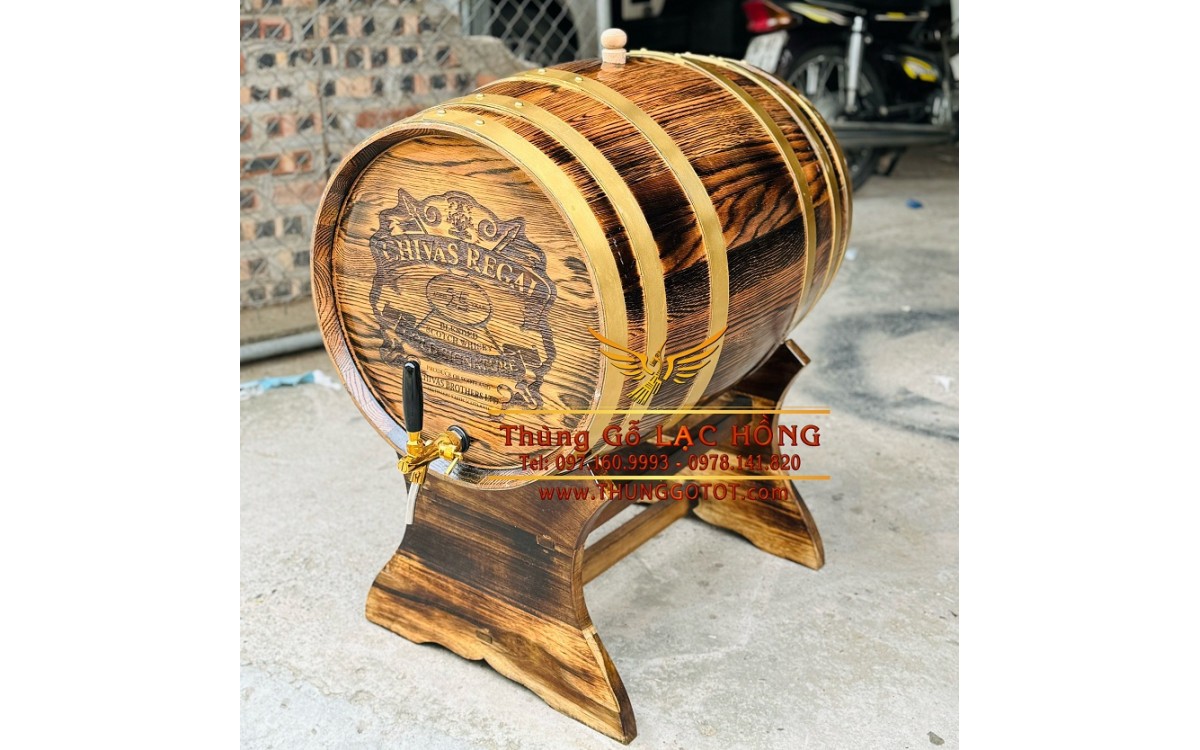 Ph&acirc;n biệt th&ugrave;ng gỗ sồi giả cổ v&agrave; th&ugrave;ng gỗ sồi đựng rượu th&ocirc;ng thường