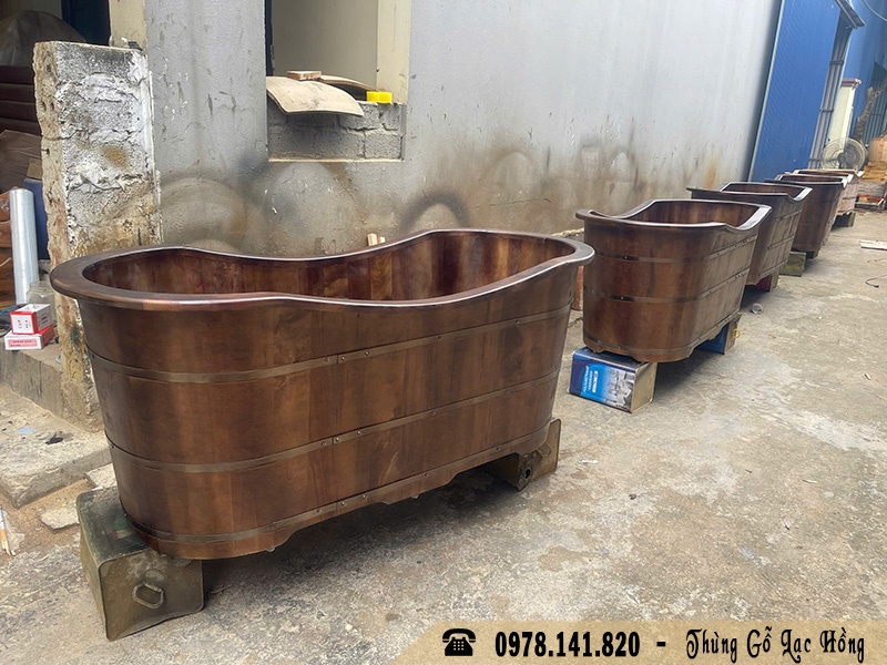 bồn tắm gỗ giả cổ