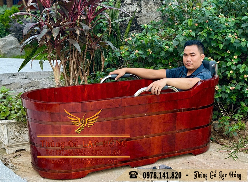 bồn tắm gỗ Homestay