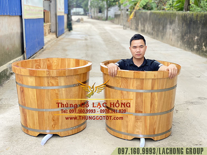 bồn tắm gỗ Pơ Mu bo viền dáng tròn