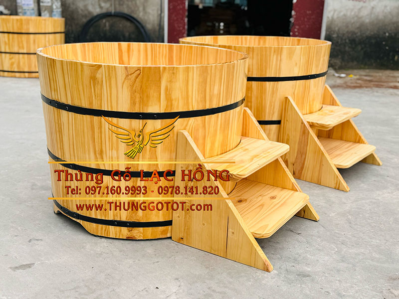 bán bồn tắm gỗ pơ mu