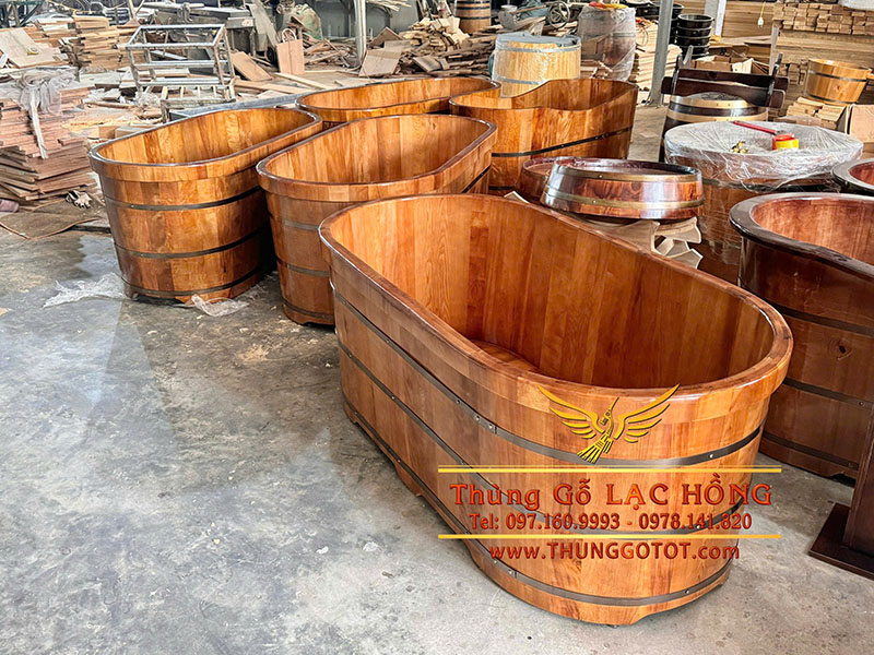thùng tắm gỗ