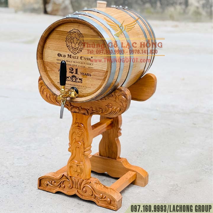 thùng gỗ ngâm ủ rượu