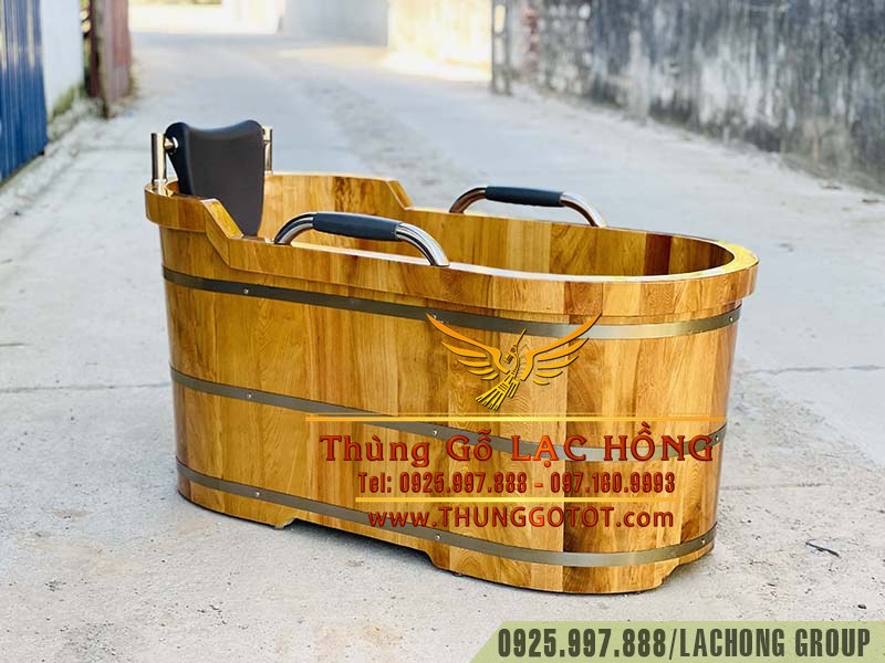 th&ugrave;ng tắm bằng gỗ
