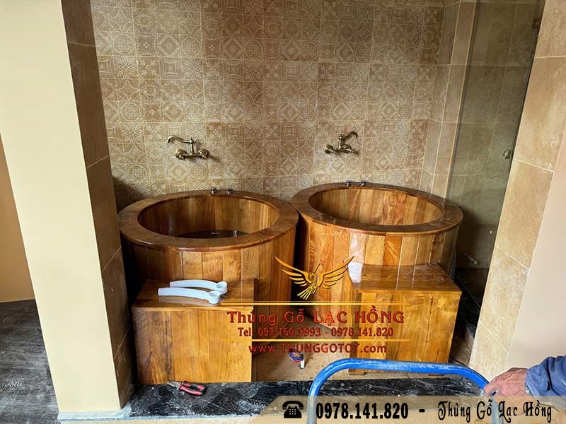 bồn tắm sục massage