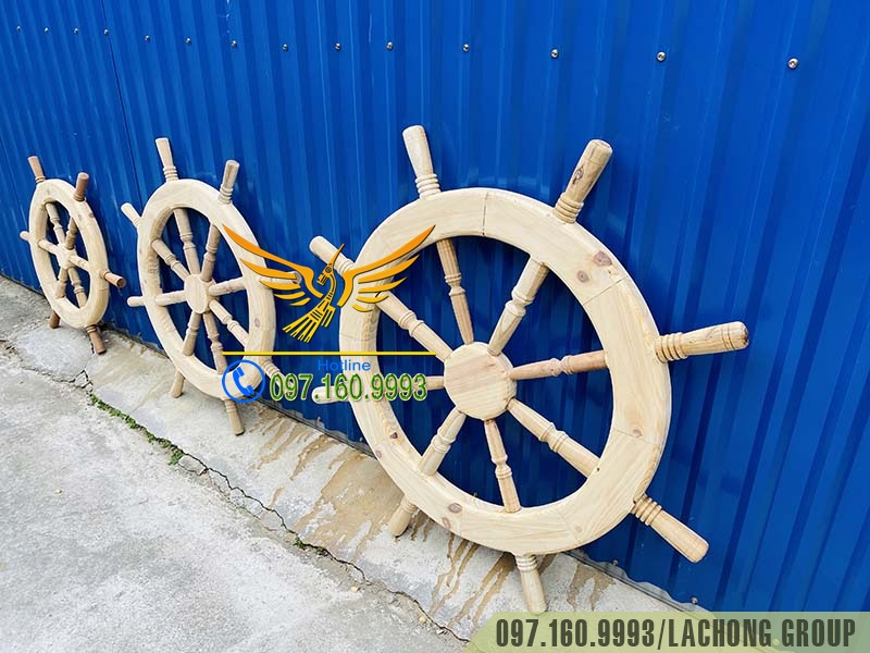 B&aacute;nh l&aacute;i t&agrave;u được l&agrave;m 100% bằng gỗ tự nhi&ecirc;n