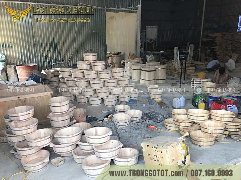https://thunggotot.com/image/catalog/CHAU-GO-NGAM-CHAN/CHAU-GO-THONG/CHAU-GO-THONG/thung-go-ngam-chan-gia-re.JPG
